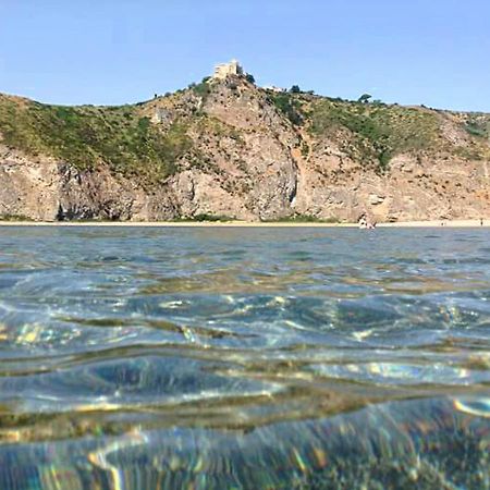 Baia Dei Delfini Aparthotel Furnari Exterior photo