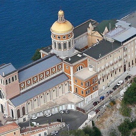 Baia Dei Delfini Aparthotel Furnari Exterior photo